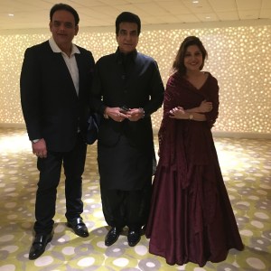 vivek-kumar-ceo-aamby-valley-city-and-hotel-sahara-star-mr-jitendra-kapoor-saapna-mukerji-cinetheque-preview-theare-at-hotel-sahara-star